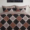 brown-black-bedsheet
